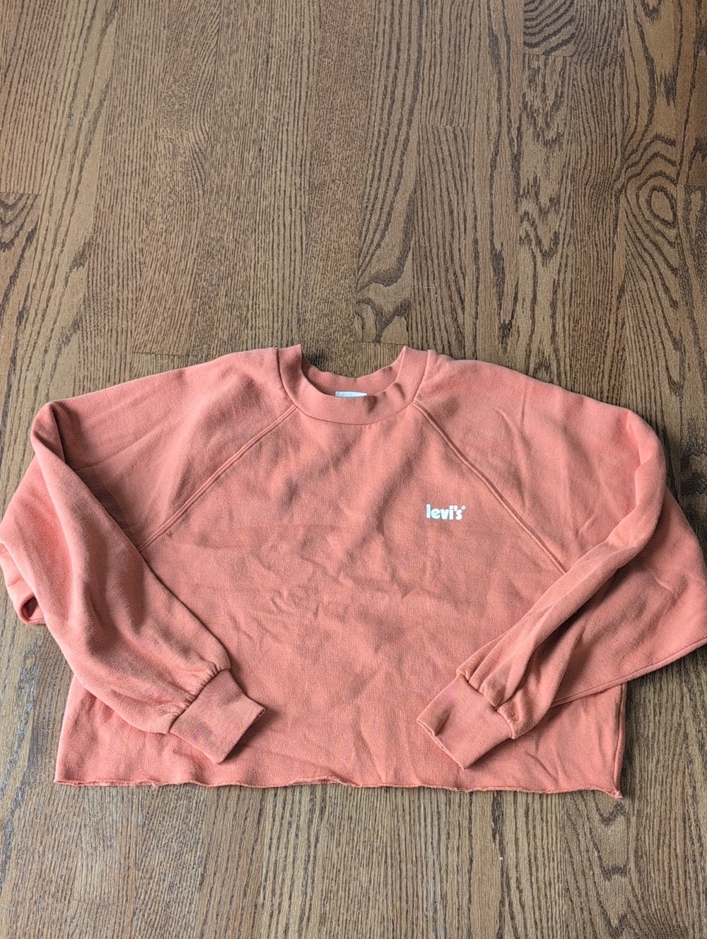 Levi's Women's Dusty Coral Crew Sweatshirt